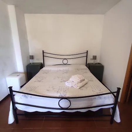 Locanda La Lanterna * Βερνάτσα